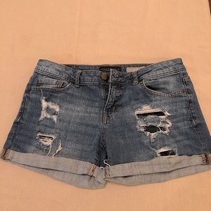 Aeropostale.High-rise super stretchy denim midi shorts.